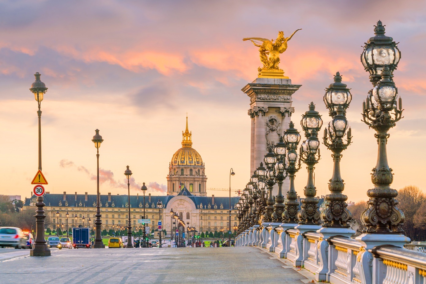 French Work Permits - Helping Companies Relocate Skilled Employees - Lex Visas